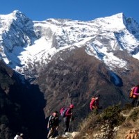 Namche to Syangboche.