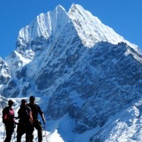 Mount Thamserku.